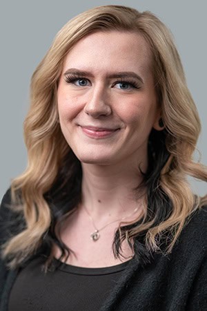 Jordyn Investment Services Employee